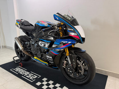 Noleggio Yamaha R1